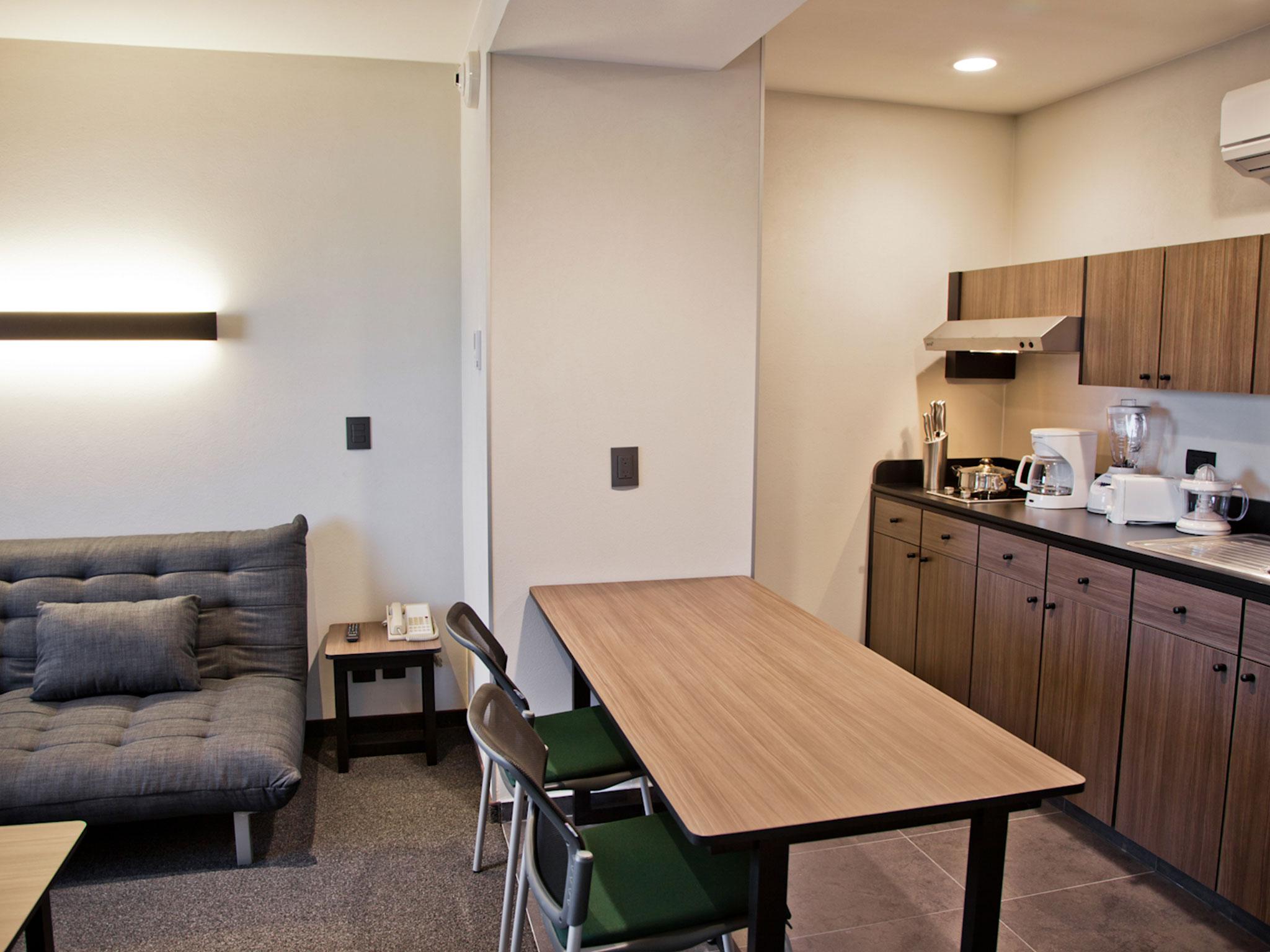 City Express Suites By Marriott Tijuana Rio Aparthotel