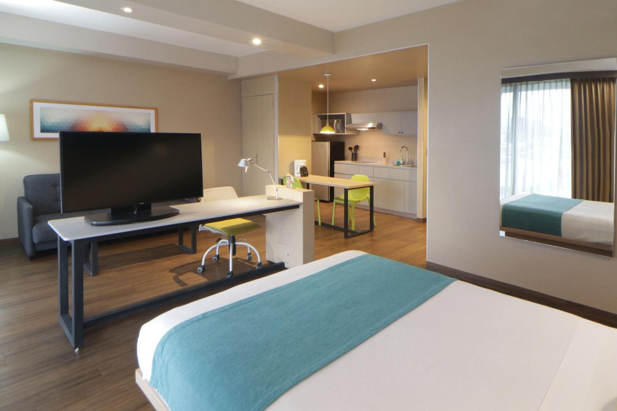 Aparthotel City Express Suites By Marriott Tijuana Rio 4*